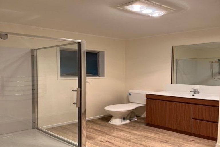 Photo of property in 36 Goodwood Drive, Goodwood Heights, Auckland, 2105