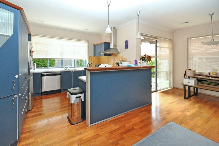 Photo of property in 7 Somerton Rise, Henderson, Auckland, 0612