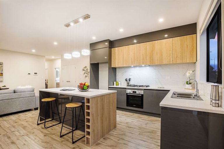 Photo of property in 58 Accolage Boulevard, Kumeu, 0810