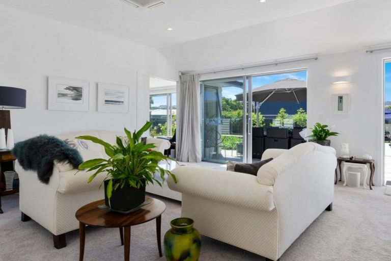 Photo of property in 11 Sandpiper Avenue, Point Wells, Warkworth, 0986