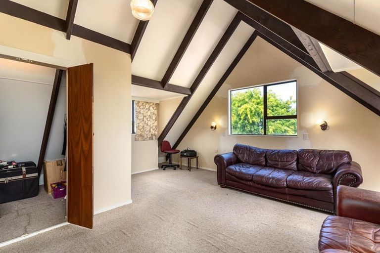 Photo of property in 2984 Cheltenham Hunterville Road, Cheltenham, Feilding, 4777