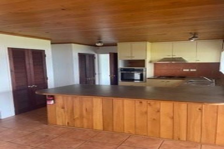 Photo of property in 96 Carnoustie Drive, Wattle Downs, Auckland, 2103