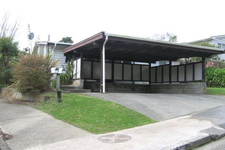 Photo of property in 112 Stewart Drive, Johnsonville, Wellington, 6037