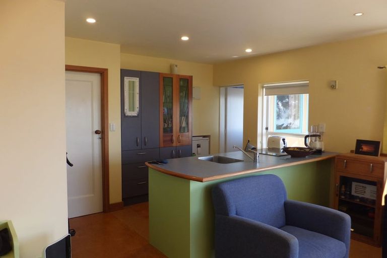 Photo of property in 15 Thane Road, Roseneath, Wellington, 6011