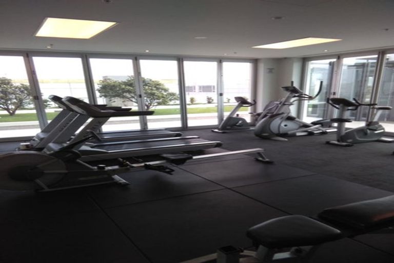 Photo of property in Sentinel Apartments, 1705/3 Northcroft Street, Takapuna, Auckland, 0622