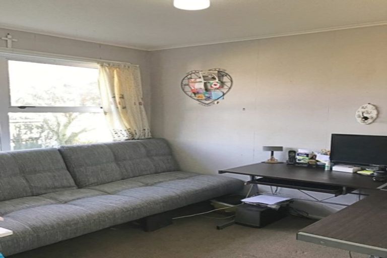 Photo of property in 37 Scott Road, Papakura, 2110