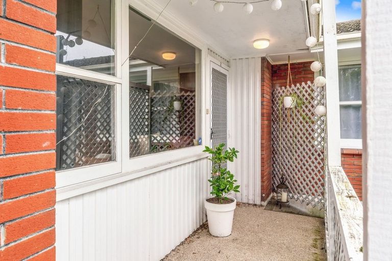 Photo of property in 2/640 Pakuranga Road, Howick, Auckland, 2010