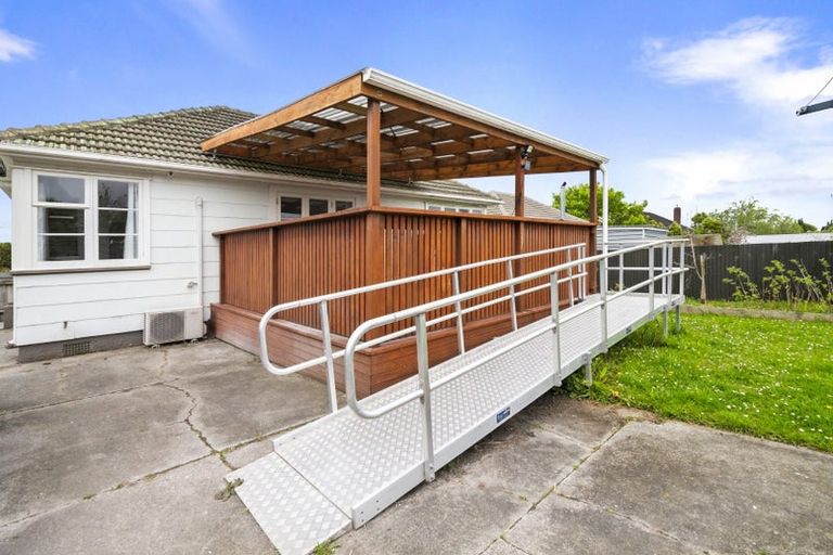Photo of property in 65 Andrew Avenue, Roslyn, Palmerston North, 4414