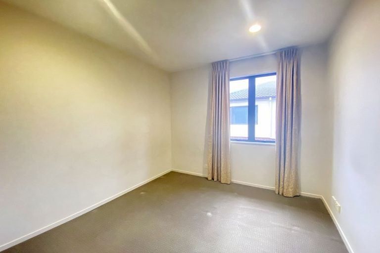 Photo of property in 60 Baverstock Road, Flat Bush, Auckland, 2016
