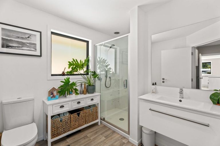 Photo of property in 6 Lakefield Close, Kingston, Athol, 9793