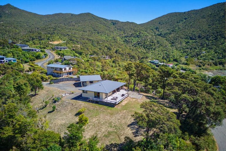 Photo of property in 3 Soucis Lane, Okiwi Bay, French Pass, 7193