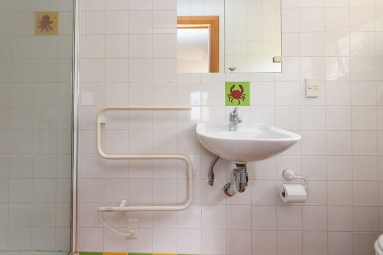 Photo of property in 35 Paparoa Street, Papanui, Christchurch, 8053