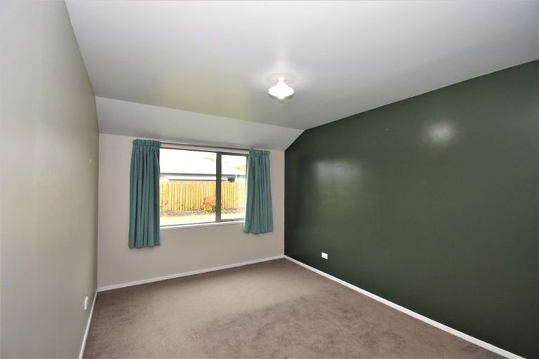 Photo of property in 2 Lisburn Street, Milton, 9220