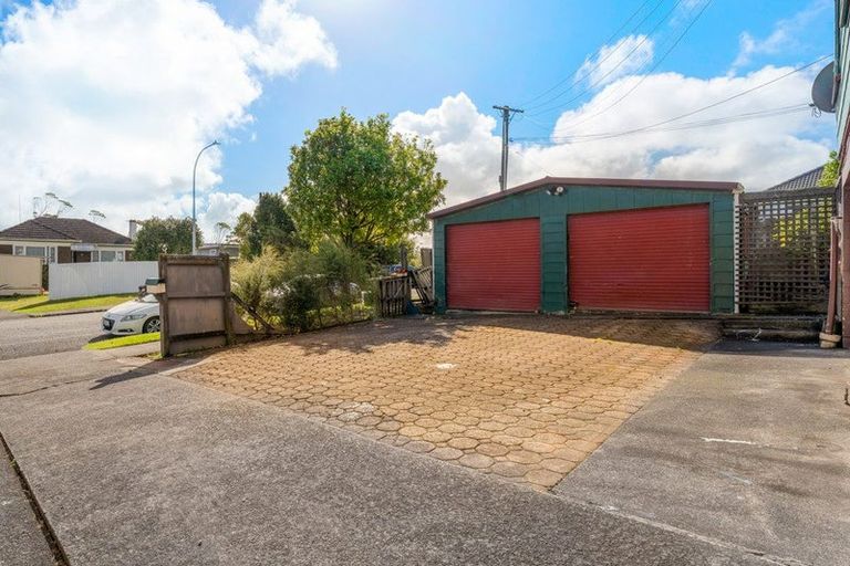 Photo of property in 1/22 Captain Scott Road, Glen Eden, Auckland, 0602