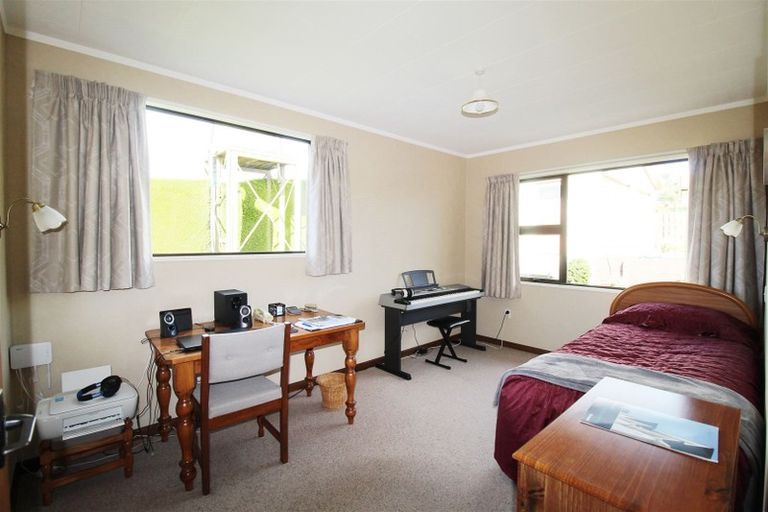 Photo of property in 20 Magdala Street, Kakanui, Oamaru, 9495