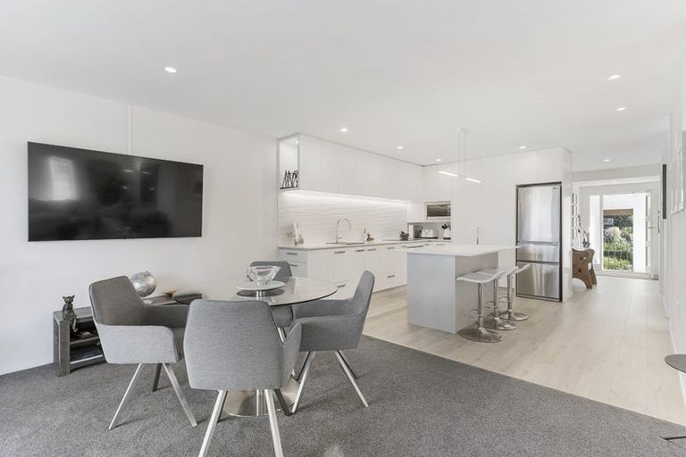 Photo of property in 32/34 Waiwera Place, Waiwera, Orewa, 0994