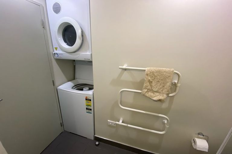 Photo of property in Proximity Apartments, 1410/17 Osterley Way, Manukau, Auckland, 2104