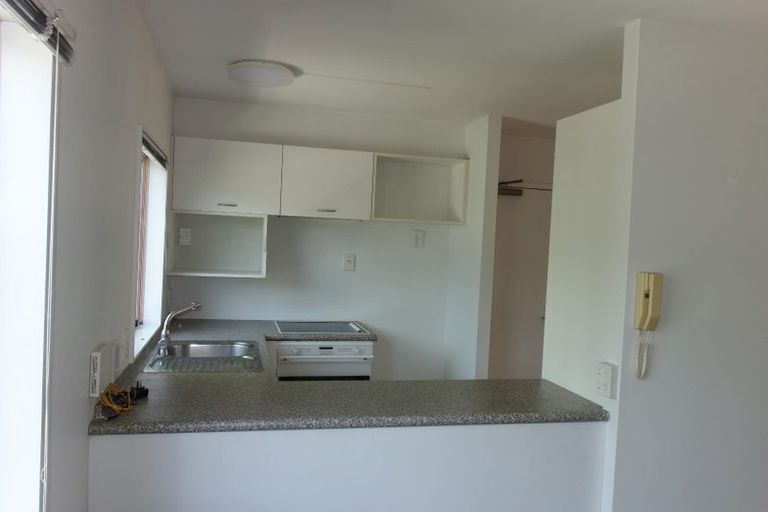 Photo of property in 1/55 Carlton Mill Road, Merivale, Christchurch, 8014