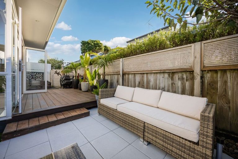 Photo of property in 28a Inverness Road, Browns Bay, Auckland, 0630