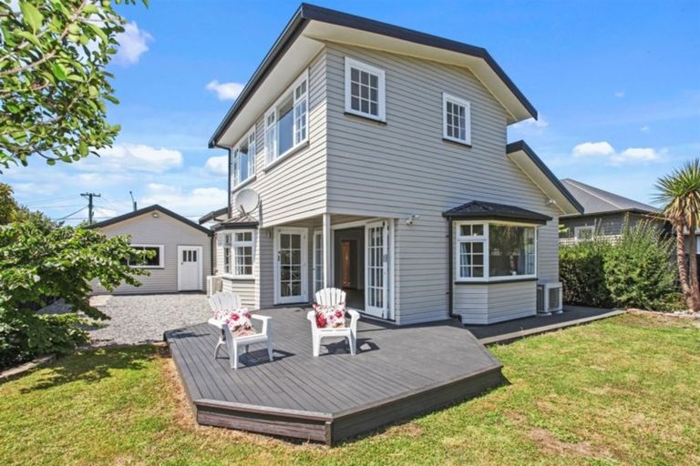 Photo of property in 51 Flockton Street, Mairehau, Christchurch, 8013