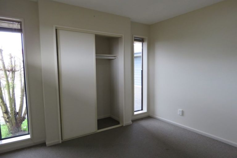 Photo of property in 6 Sheraton Place, Redwood, Christchurch, 8051