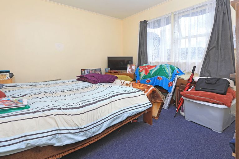 Photo of property in 54 Gainsborough Street, Manurewa, Auckland, 2102