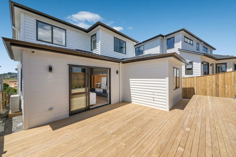 Photo of property in 60 Elevation Street, Flat Bush, Auckland, 2019
