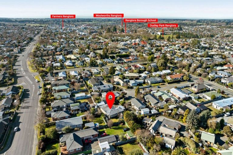 Photo of property in 11 Weston Place, Rangiora, 7400