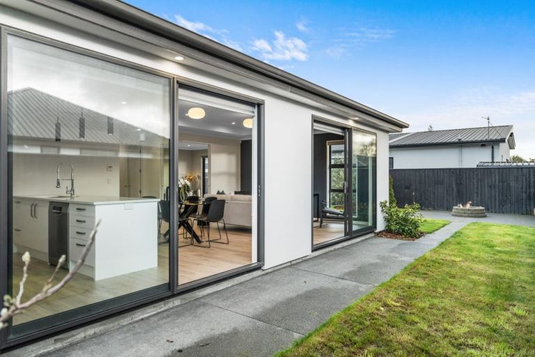 Photo of property in 10 Sorrel Gate, Halswell, Christchurch, 8025