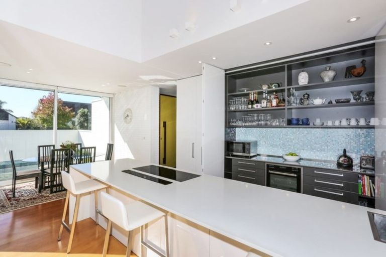 Photo of property in 5 Lombardia Way, Karaka, Papakura, 2113