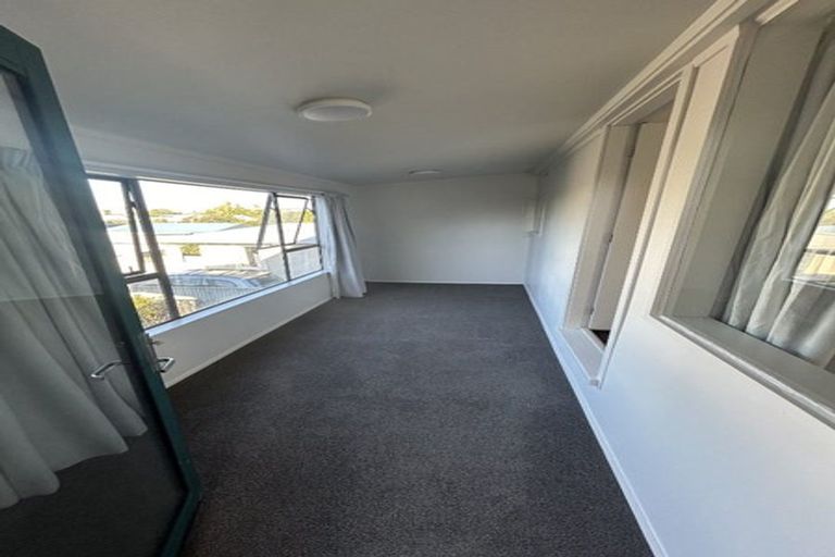 Photo of property in 17 Shrimpton Road, Haumoana, 4102