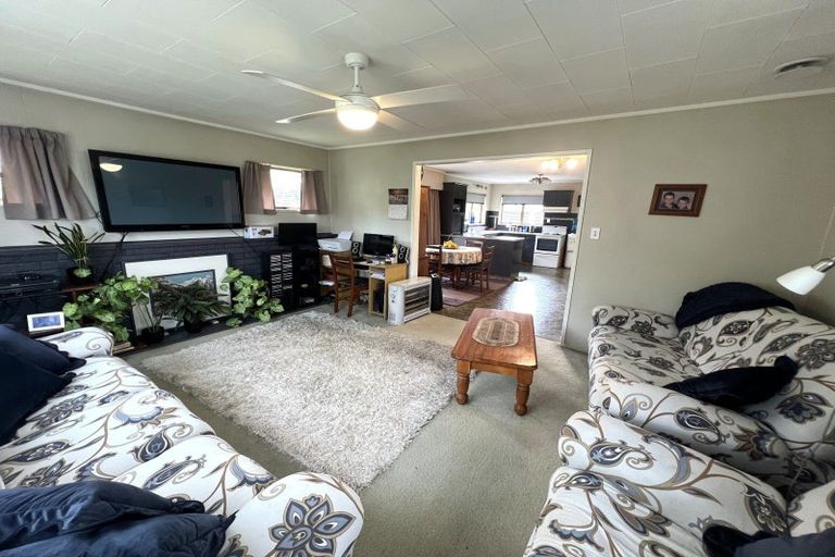 Photo of property in 10 Mangarino Street, Te Kuiti, 3910