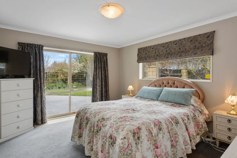 Photo of property in 14 Felicitas Grove, Aidanfield, Christchurch, 8025