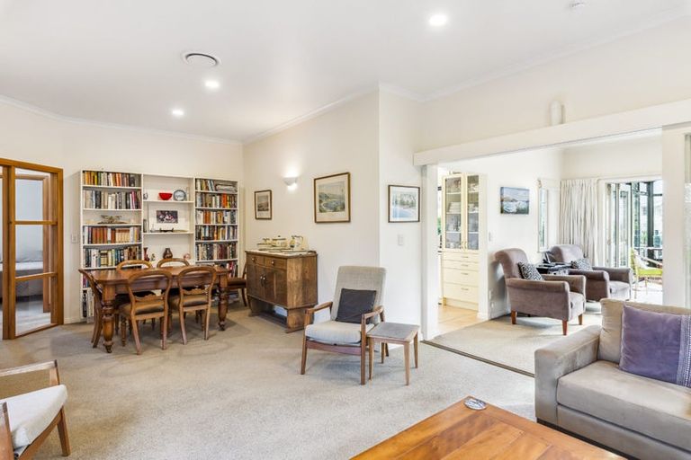 Photo of property in 43 Golf Road, Paraparaumu Beach, Paraparaumu, 5032