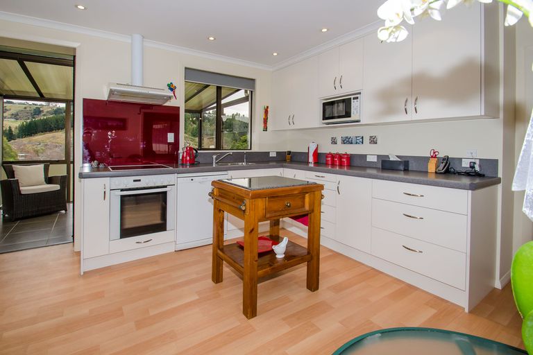 Photo of property in 75 Hocken Street, Kenmure, Dunedin, 9011