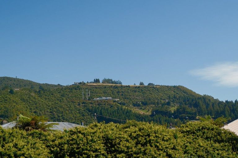 Photo of property in 8c Kouma Place, Fairy Springs, Rotorua, 3015