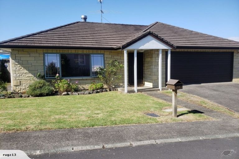 Photo of property in 8a Aotea Road, Glen Eden, Auckland, 0602