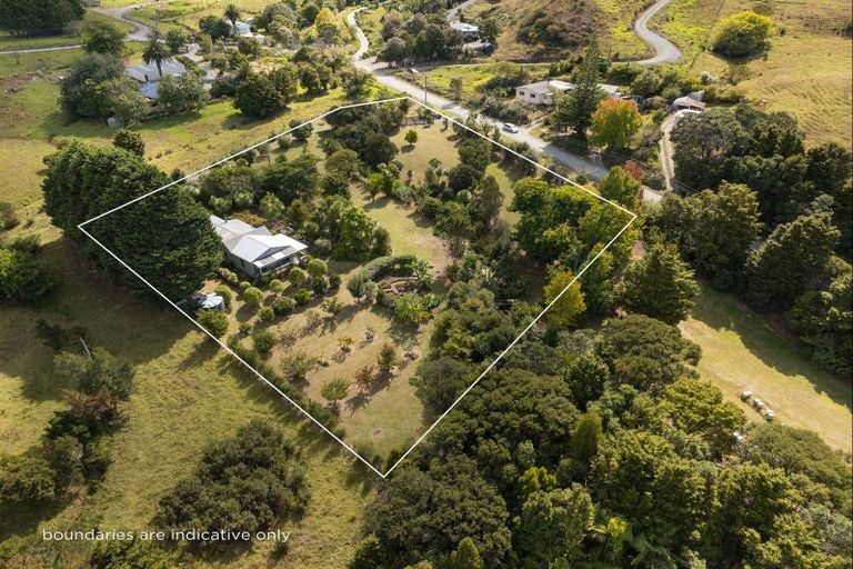Photo of property in 39 Gangway Road, Totara North, Kaeo, 0479