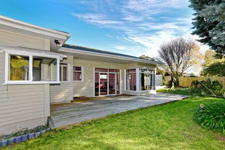 Photo of property in 9 Gibson Drive, Hornby, Christchurch, 8042