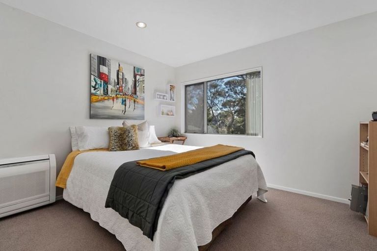 Photo of property in 118c Coronation Road, Hillcrest, Auckland, 0627