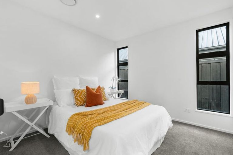 Photo of property in 2 Ferbane Way, Halswell, Christchurch, 8025