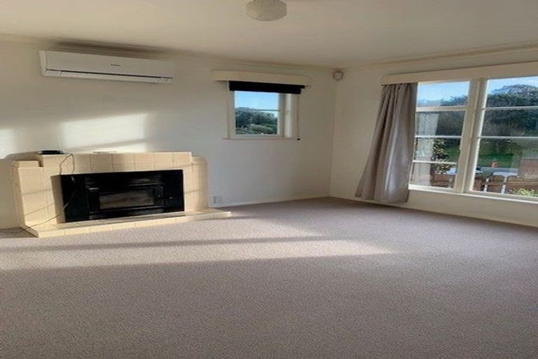 Photo of property in 52 Poplar Avenue, Raumati South, Paraparaumu, 5032