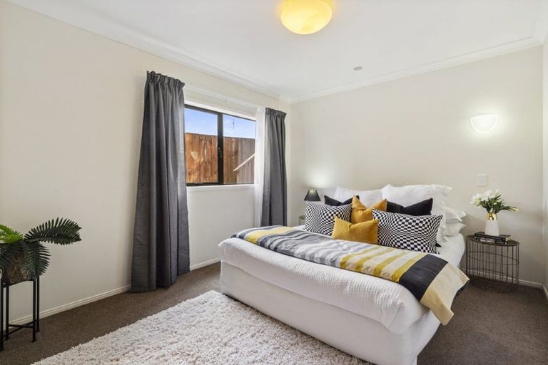 Photo of property in 2/39 Stanley Avenue, Milford, Auckland, 0620