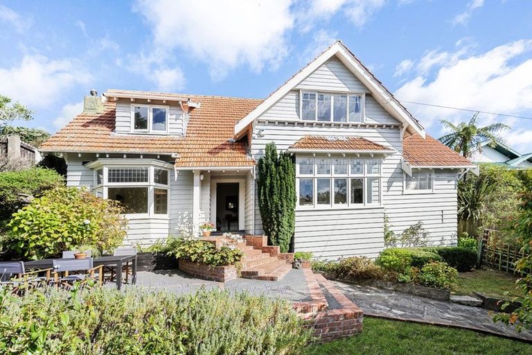 Photo of property in 11 Oban Street, Wadestown, Wellington, 6012