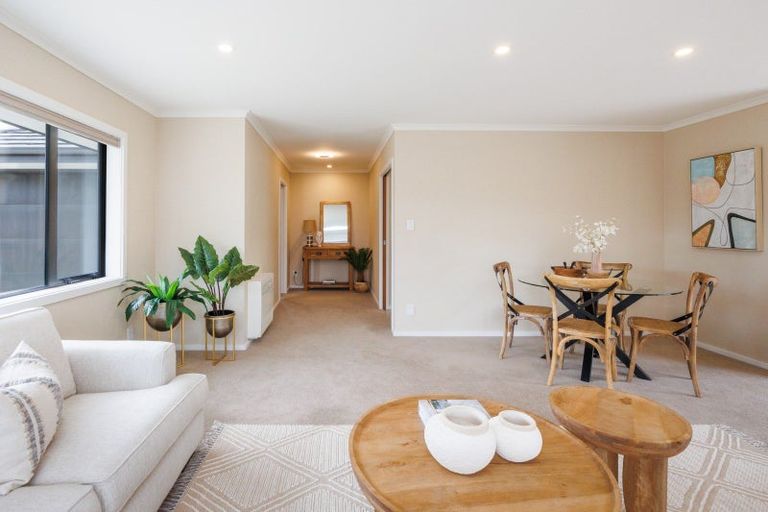 Photo of property in 18 Thomson Street, West End, Palmerston North, 4412