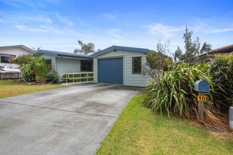 Photo of property in 10 Didsbury Drive, Waihi Beach, 3611