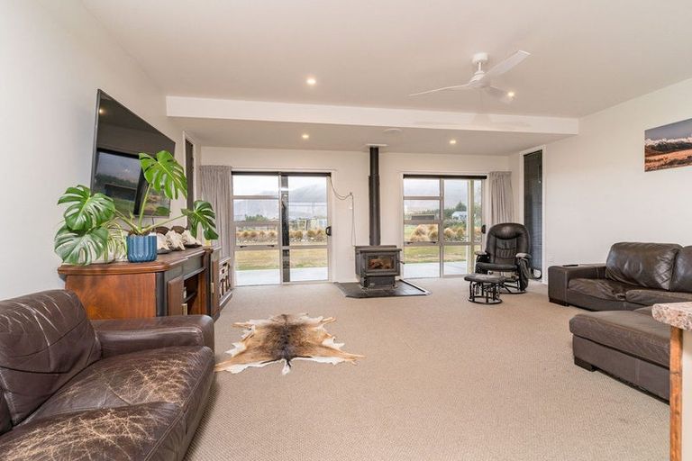 Photo of property in 35 Ben Ohau Road, Ben Ohau, Twizel, 7999