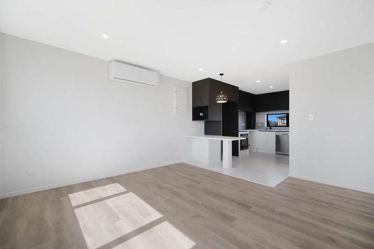 Photo of property in 19 Auranga Drive, Karaka, Papakura, 2113