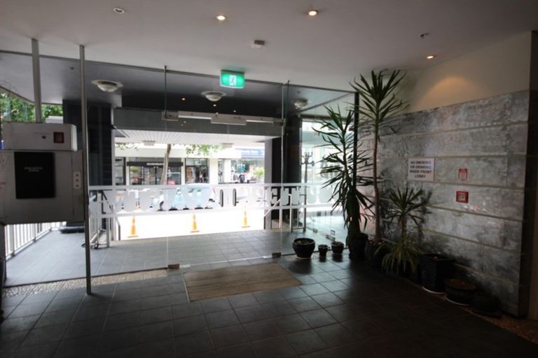 Photo of property in St Peters Apartments, 6c/192 Willis Street, Te Aro, Wellington, 6011