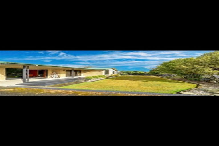 Photo of property in 15 Cross Street, Milton, 9220